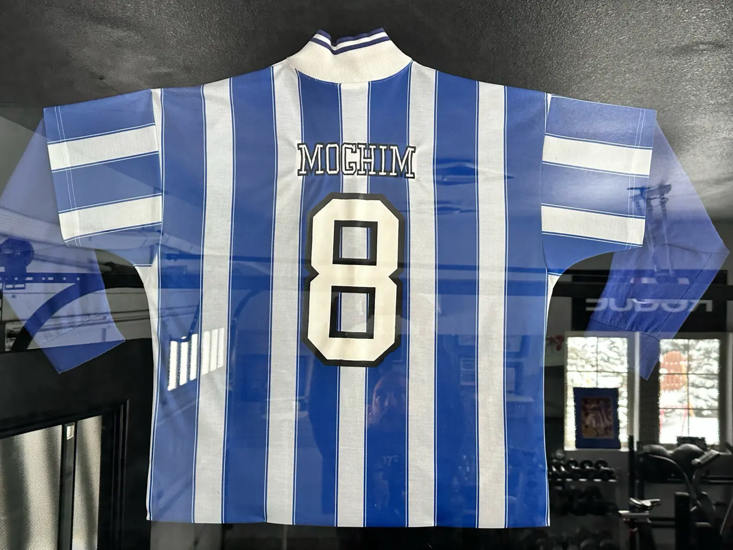 Bobby wore the number 8 jersey throughout his college soccer career. Away jersey.